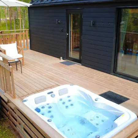 Hossaville Luxe West Vila
