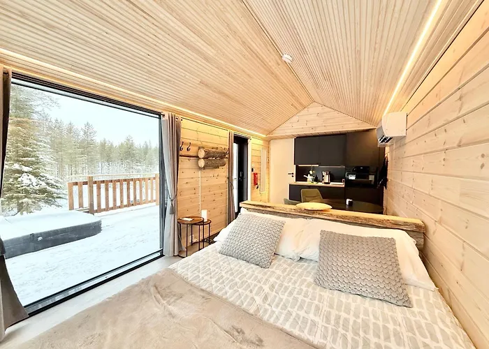 Hossaville Luxe West Hossa