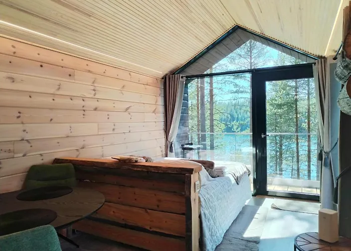 Hossaville Luxe West * Hossa